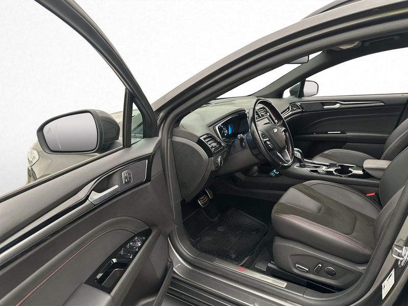 Ford Mondeo bild 16