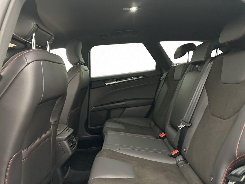 Ford Mondeo bild 13