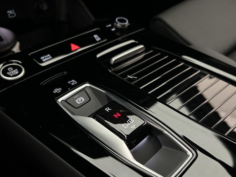 Audi Q6 e-tron bild 23