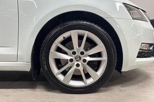 Skoda Octavia bild 11