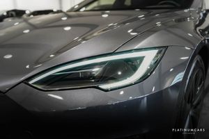 Tesla Model S bild 13