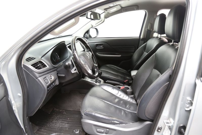 Mitsubishi L200 bild 10