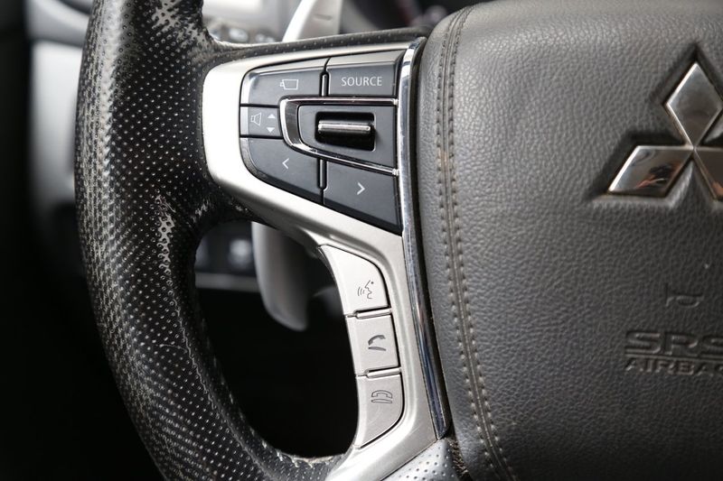 Mitsubishi L200 bild 15