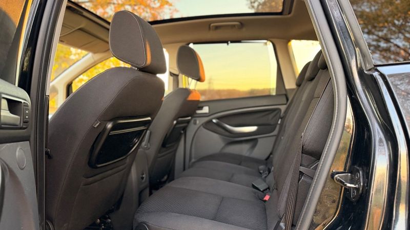 Ford C-Max bild 13