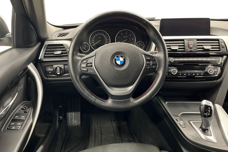BMW 320 bild 15