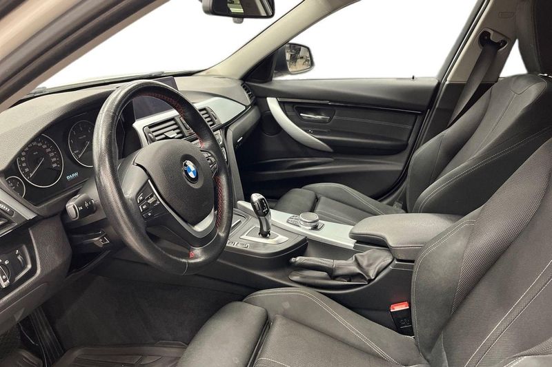 BMW 320 bild 13