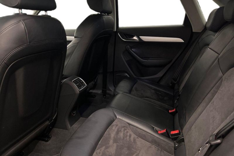 Audi Q3 bild 22