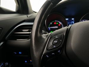 Toyota C-HR bild 16