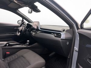 Toyota C-HR bild 12