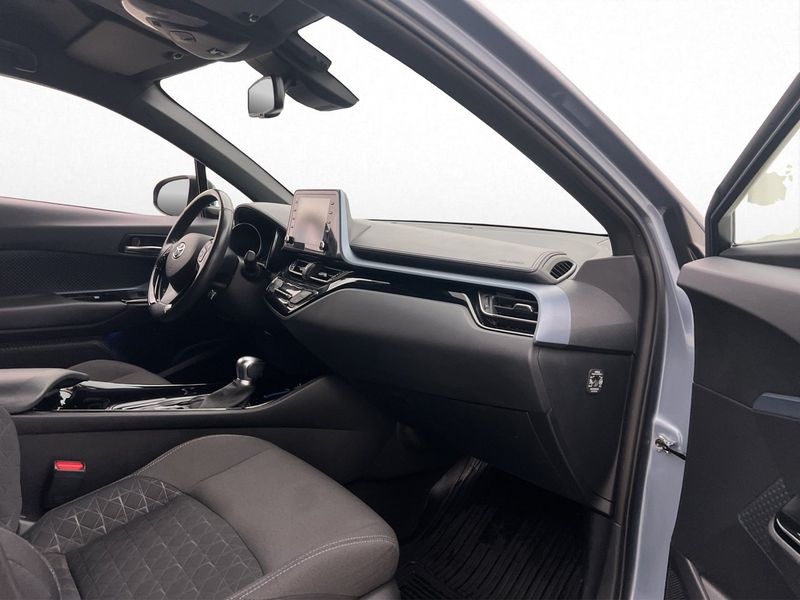 Toyota C-HR bild 12