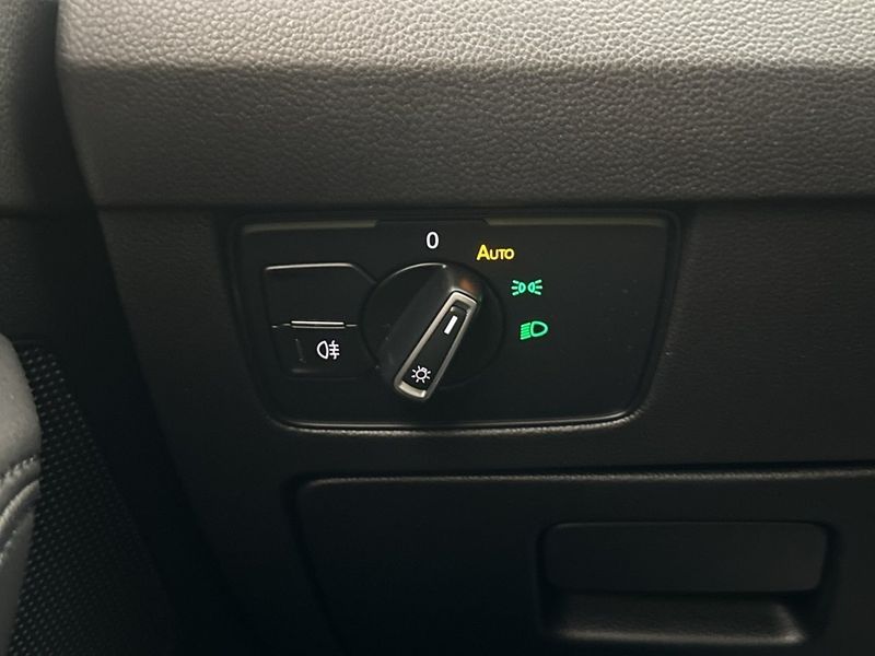 Volkswagen Passat bild 32