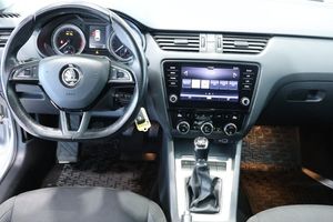 Skoda Octavia bild 7