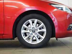 Mazda 3 bild 8