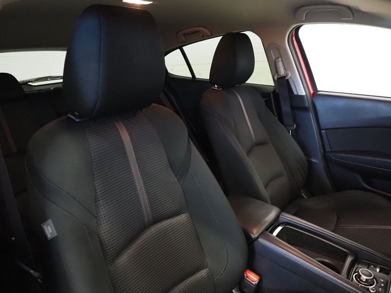 Mazda 3 bild 12