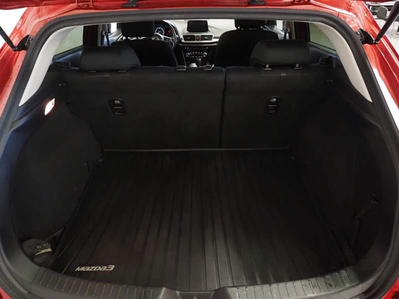 Mazda 3 bild 9