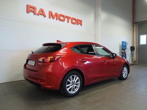 Mazda 3 bild 5