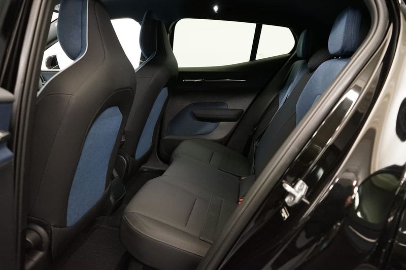 Volvo EX30 bild 6