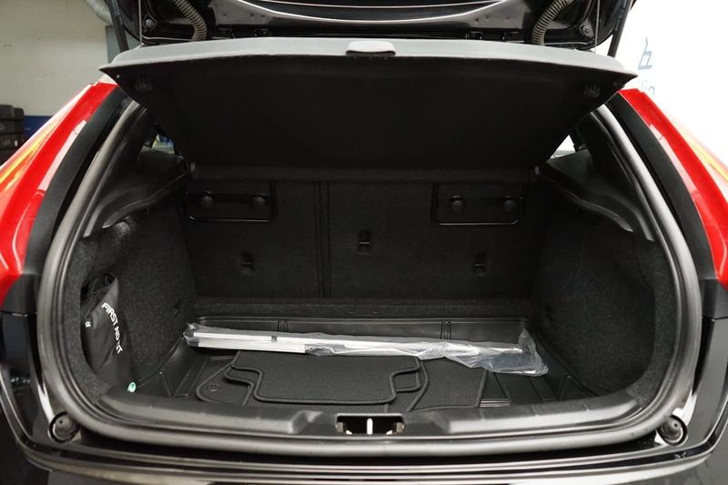 Volvo V40 bild 8