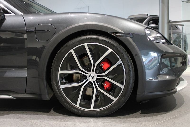 Porsche Taycan bild 8