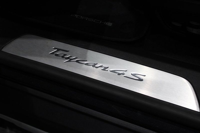 Porsche Taycan bild 11
