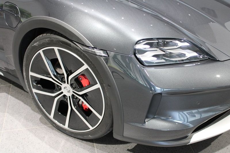 Porsche Taycan bild 9