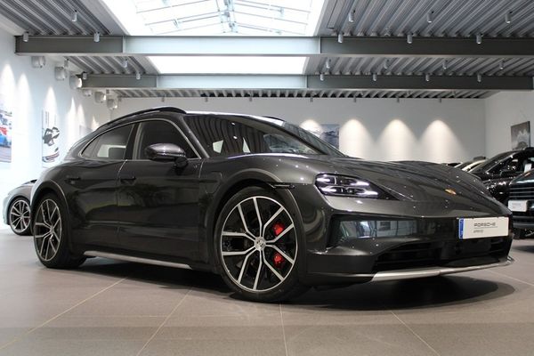 Porsche Taycan 4S 4s Cross Turismo MOMS - 2026