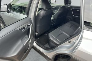 Toyota RAV4 bild 8