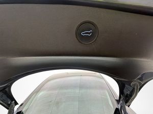 Tesla Model 3 bild 27
