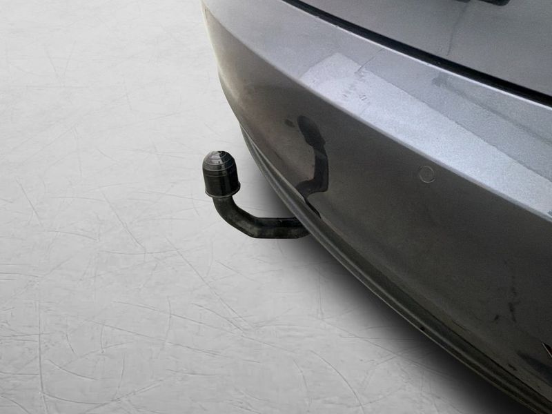 Tesla Model 3 bild 10