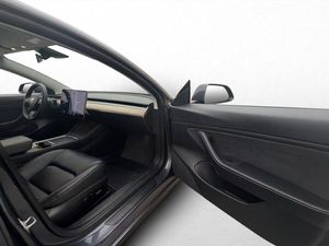 Tesla Model 3 bild 29