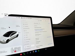 Tesla Model 3 bild 22