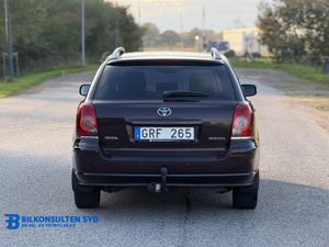 Toyota Avensis bild 12