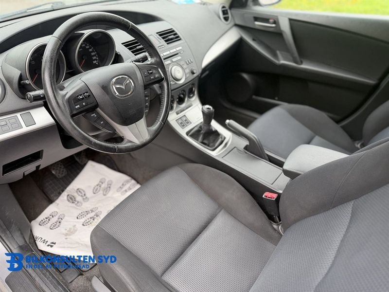 Mazda 3 bild 5