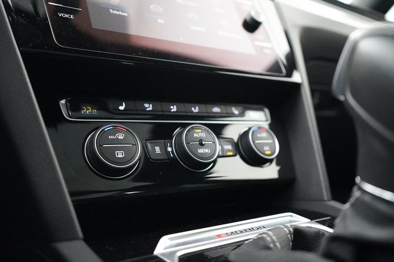 Volkswagen Passat bild 16