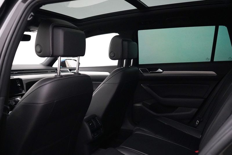 Volkswagen Passat bild 8