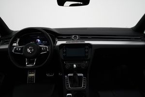 Volkswagen Passat bild 9