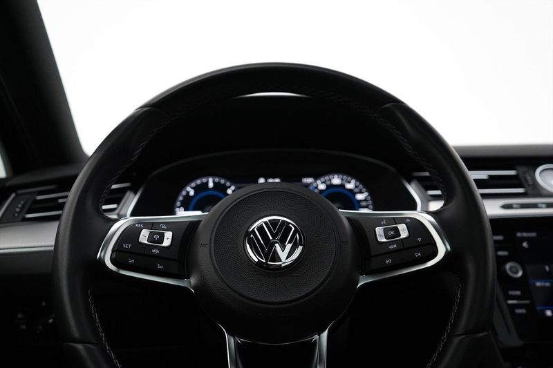 Volkswagen Passat bild 10