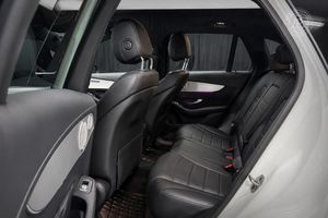 Mercedes GLC300 bild 10