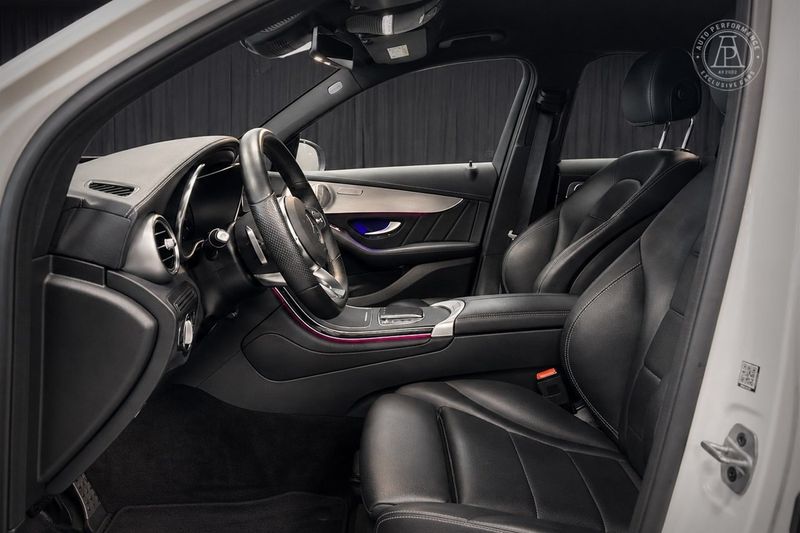 Mercedes GLC300 bild 6