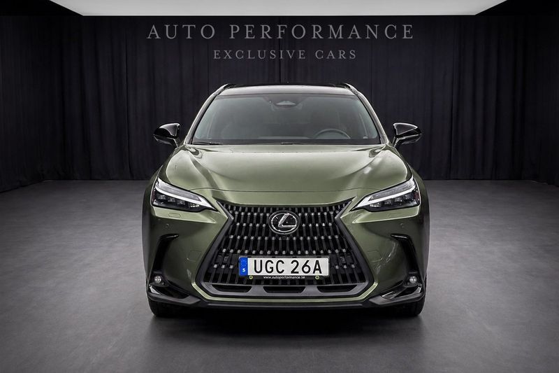 Lexus NX bild 4