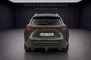 Lexus NX bild 5