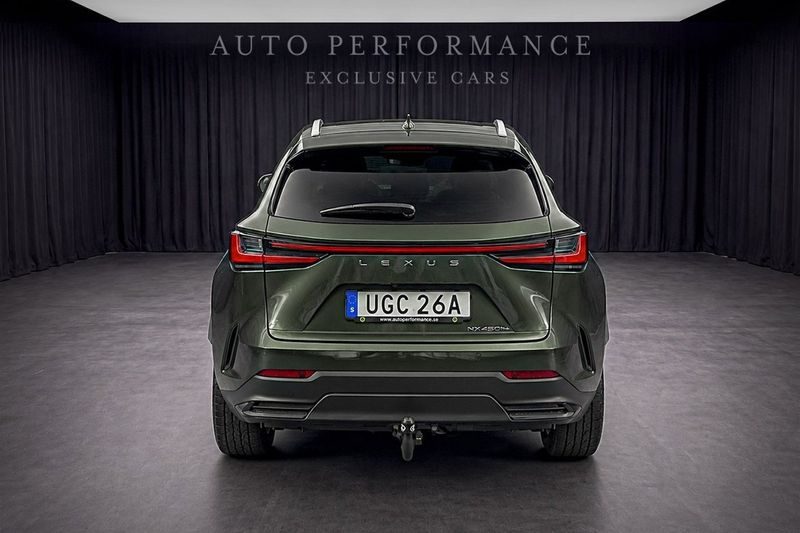 Lexus NX bild 5