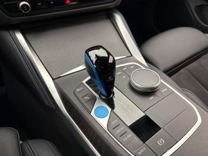 BMW i4 bild 22