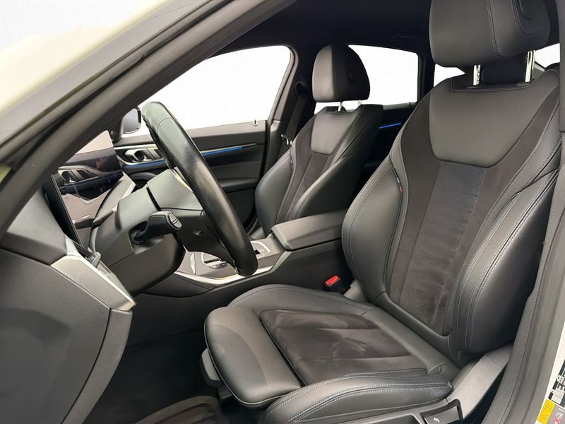 BMW i4 bild 16