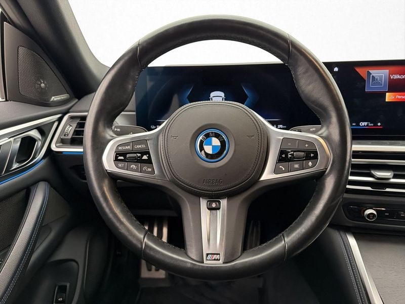 BMW i4 bild 14
