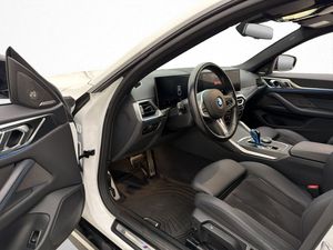 BMW i4 bild 15