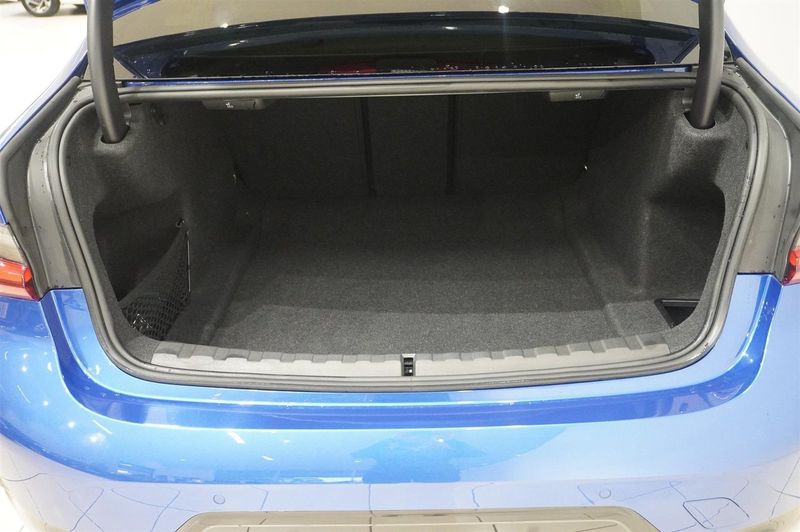 BMW 320 bild 16