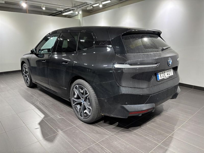 BMW iX bild 2