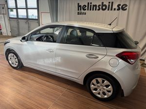 Hyundai i20 bild 2