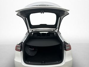 Tesla Model Y bild 19